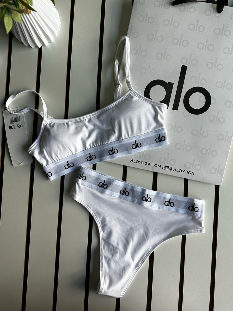 SET DE LENCERIA ALO YOGA