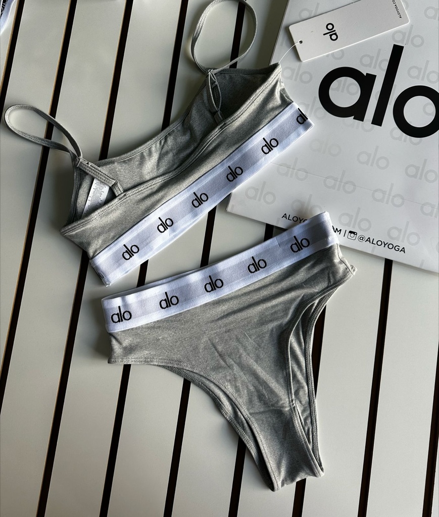 SET DE LENCERIA ALO YOGA