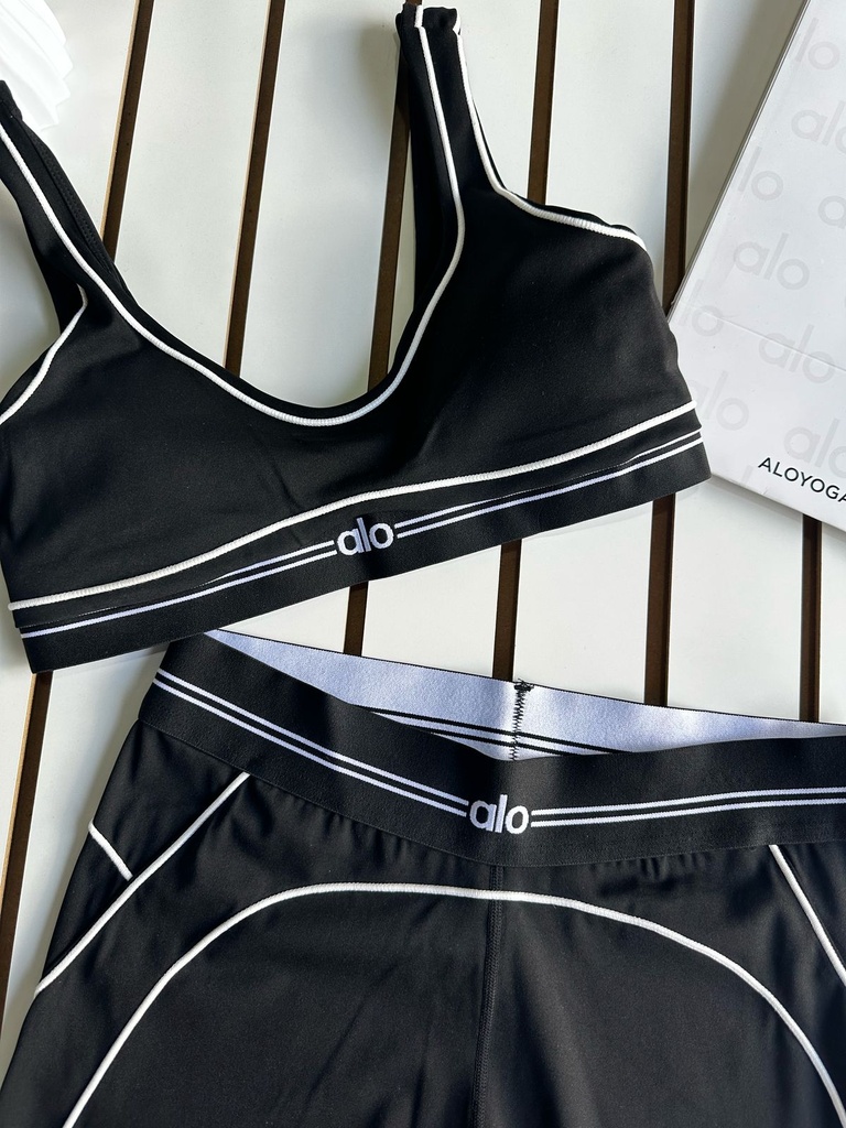 SET DEPORTIVO ALO YOGA