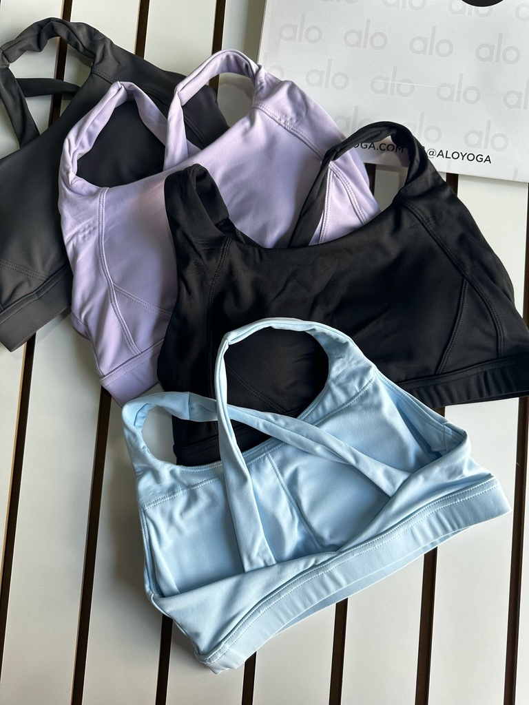 TOP ALO YOGA