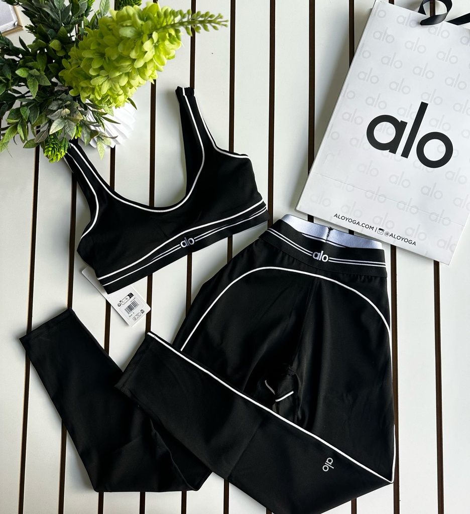 SET DEPORTIVO ALO YOGA